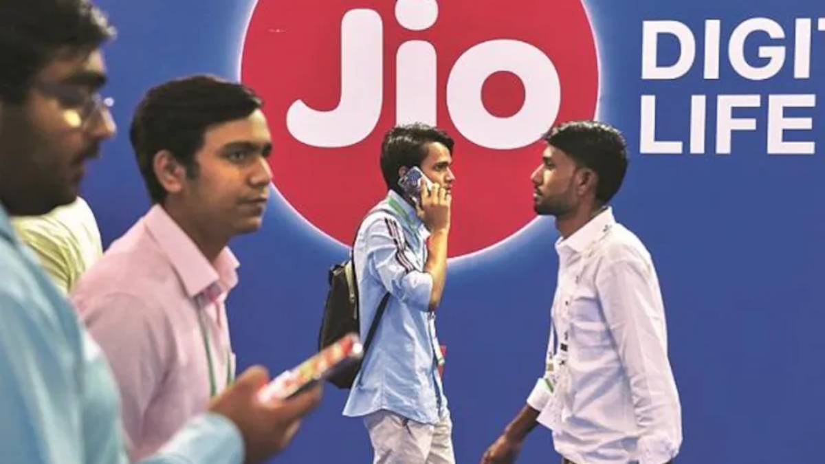 This cheap plan of Jio for 56 days shattered the pride of BSNL, it is getting 'a lot'