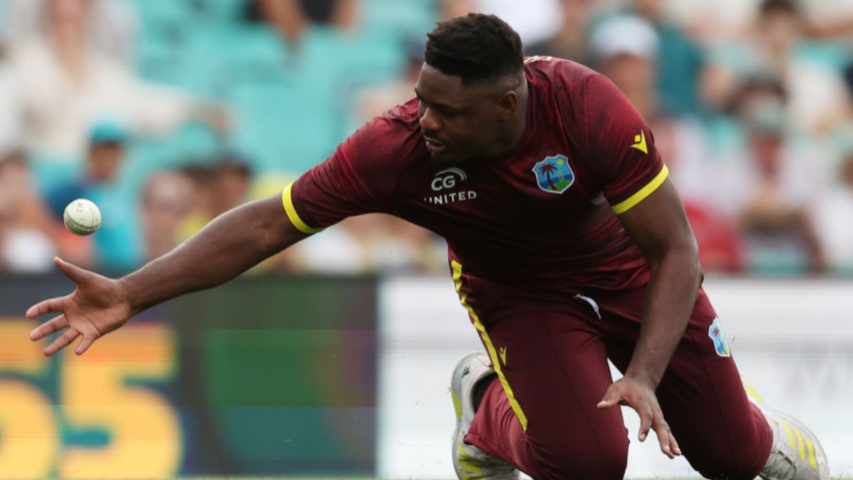 This bowler bowled one ball and scored 15 runs, how was this miracle possible?