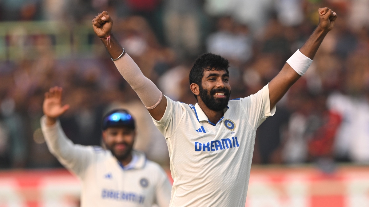 ICC nominated Jasprit Bumrah for this award, there is tough competition from 2 players to win.