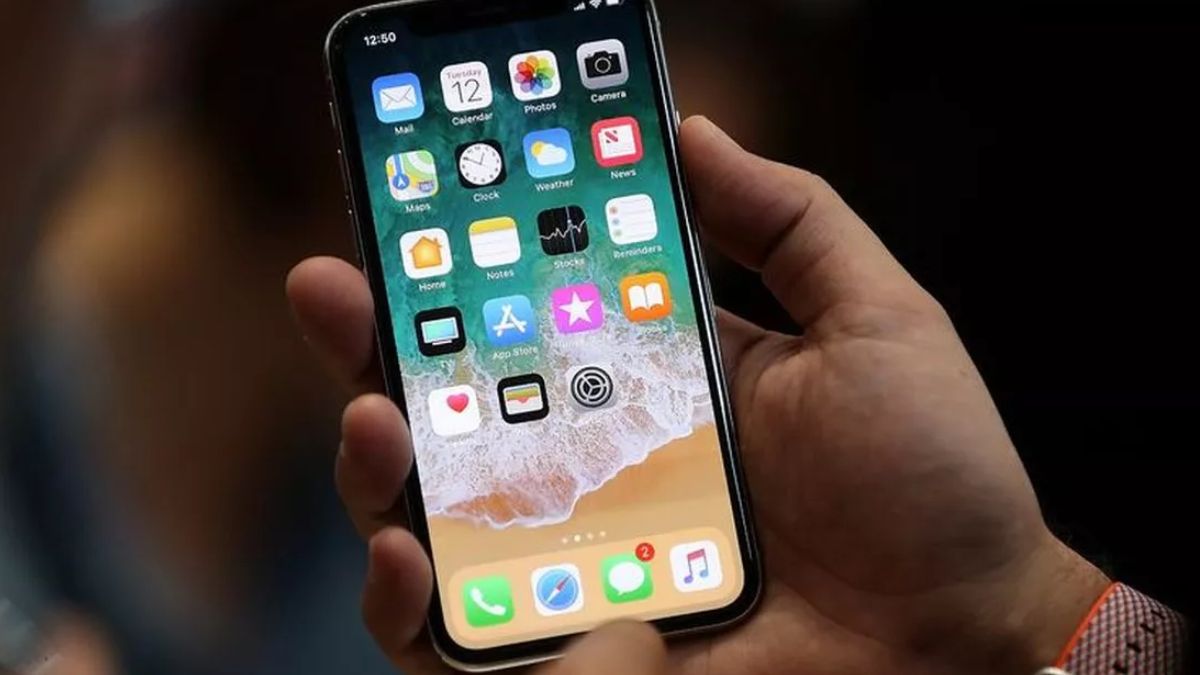 Apple's troubles increase, iPhone sales fall in this biggest market of the world