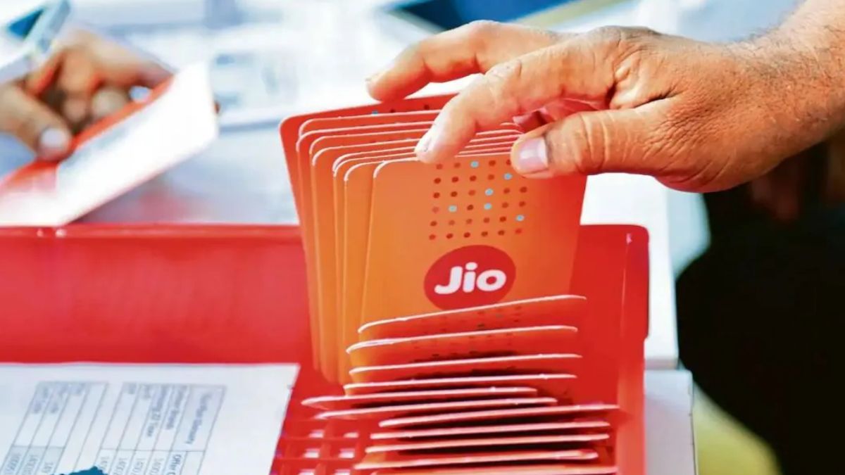 Jio Offer: 'No tension' of recharge from 28 days to 336 days, huge relief to crores of users.