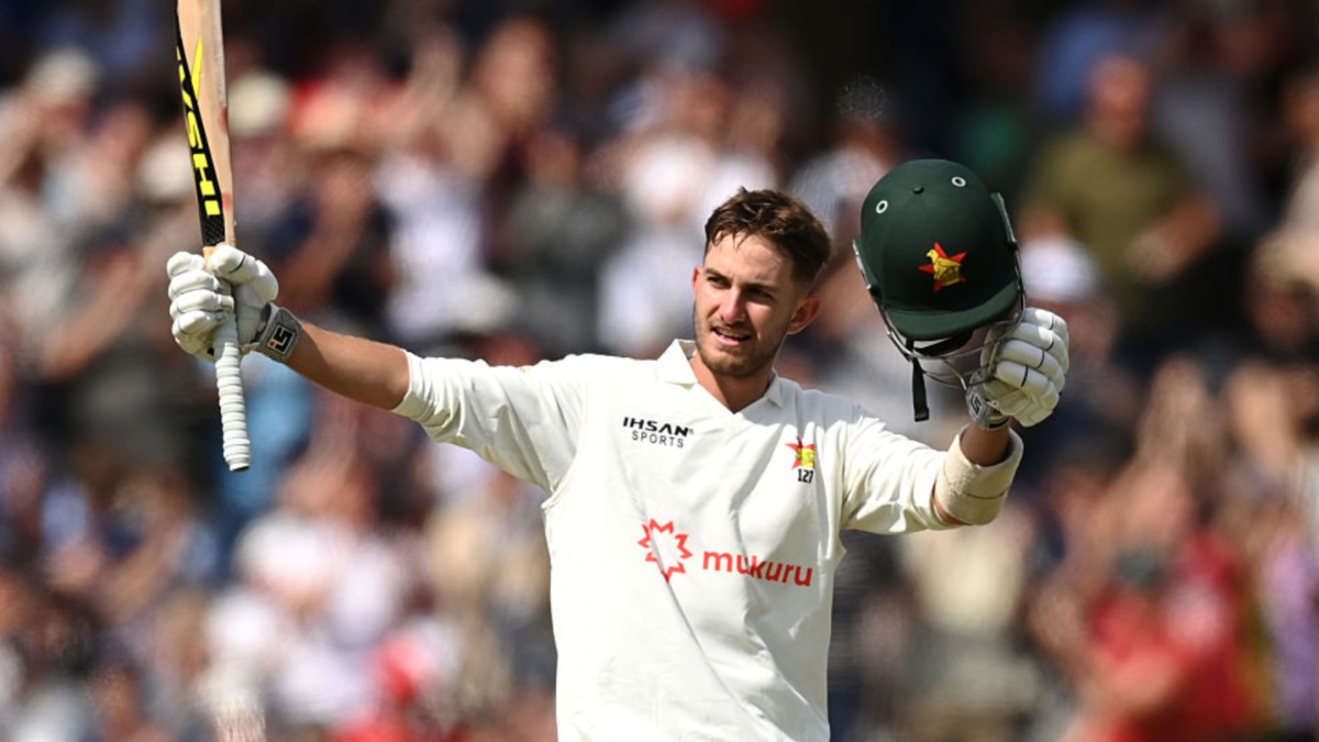 Zimbabwe batsman raised the British cot, after 25, it got such an view