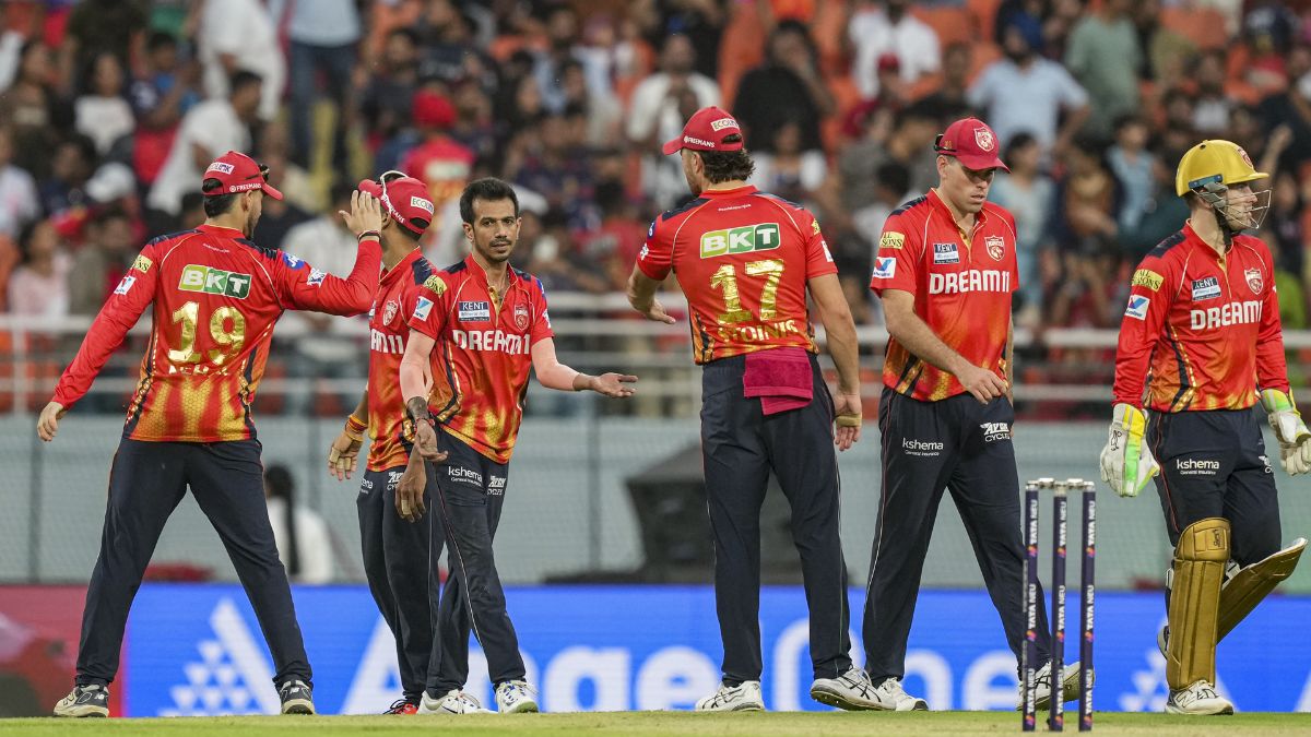 Punjab Kings got a big shock before the playoffs, the player who had taken a hat -trick, the same got injured