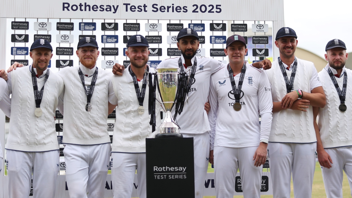After 22 years, England got dust in this country in Test, due to 3 batsmen, possible